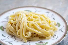 Fettuccine Alfredo Classic And Creamy Simplyrecipes Com Recipe Fettuccine Alfredo Fettuccine Alfredo Recipes Alfredo Recipe