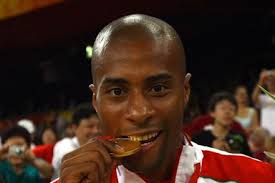 O atleta anunciou que estes serão os últimos jogos olímpicos da carreira. Nelson Evora Chorou Pelo Pai Nos Jogos Olimpicos De Pequim A Ferver Vidas