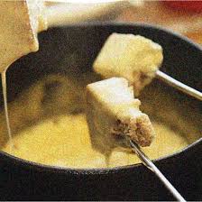 Fondue Savoyarde Preparee La Boite A Fromages