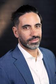 Zeke Thomas's Instagram, Twitter & Facebook