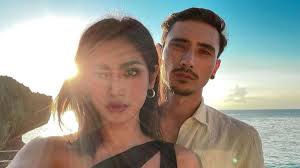 Jessica Iskandar dan Vincent Makin Mesra, Yakin Pacaran?