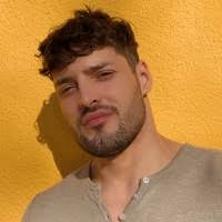 30+ Profile mit dem Suchbegriff „Eifler“