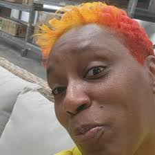 Since everyone claims they love their mom. When is her birthday 🎂🎉🥰🥰🇺🇸