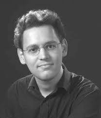 Robert Danes's Instagram, Twitter & Facebook