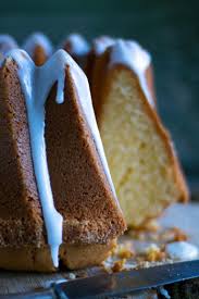 Zitronen Sand Gugelhupf Der Beste Gugelhupf Den Ich Kenne Sandkuchen Rezept Kuchen Einfacher Nachtisch