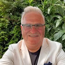 Sid Smith (@sids1) • Facebook