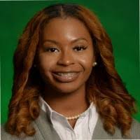 Raina Wilson's Instagram, Twitter & Facebook