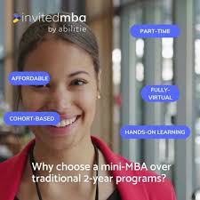 👋🏼Meet Lindsey Schell, Sr. Director, Client Operations! Lindsey completed  an undergraduate degree at Tufts University and a masters degree at the  University of North Carolina-Chapel Hill. She is also a graduate of