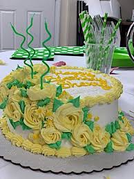 Order cakes online at walmart.ca, including cakes for special occasions or for dessert. Freshness Guaranteed White Cake With Buttrcreme Frosting 1 4 Sheet Cake 48 Oz Walmart Com Walmart Com