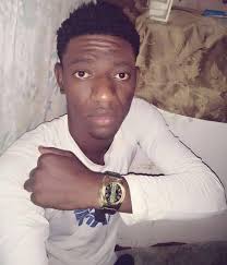 Istwa vrè Auteur et acteur : Frid-sound Le Combattant Sage Yon jou maten  mwen te leve mwen te santi yon ti parès epim te pran lari a san m pat konn  kisam