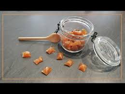 Les sucettes sont de délicieuses friandises que l'on trouve dans n'importe quel magasin. Bonbons Au Miel Fait Maison Youtube