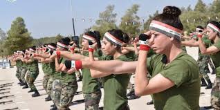Ademas, la academia militar es una de las instituciones educativas mas importantes, prestigiosas y antiguas del pais, en defi nitiva. Ceremonia De Graduacion De Nuevo Grupo De Oficiales De La Academia Militar De Mujeres La Agencia Arabe Siria De Noticias