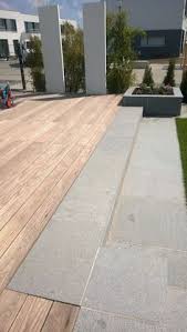 Holzterrasse Mit Granitumrandung Terrasse Von Neues Gartendesign By Wentzel Holzterrasse Terrassengestaltung Garten Design