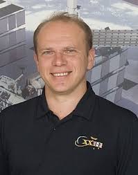 HappyBirthday to ASE member Oleg Kotov, who flew to space three times  between 2007 and 2014 (Soyuz TMA-10, Soyuz TMA-17, and Soyuz TMA-10M) as  part of expeditions aboard the @iss (Expedition 15,