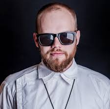 You can then style them as per your need. 85 New Hairstyles For Balding Men Best 2021 Styles