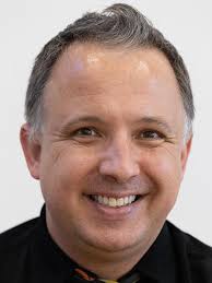 🎭 MEET THE ENSEMBLE