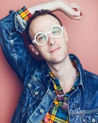 Roberta Maran's Instagram, Twitter & Facebook