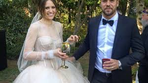 He is buddy's second cousin (their moms are first cousins), the godfather to his son marco, and divorced with two children. Australian Model Jesinta Campbell Married Afl Star Buddy Franklin In A Top Secret Ceremony Nz Herald