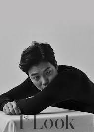 In their personal lives as well, the two stars appear to be quite comfortable around each other which has likely led to their dating rumours. Fyeahkoreanphotoshoots Ryu Jun Yeol Ryu Actors
