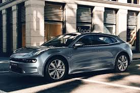 Phev and hev, connected, and easy car sharing. Zeekr 001 Is Just A Lynk Co Ruetir