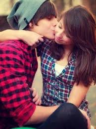 Love Couple Kiss Wallpaper Free Download U2013 Free Wallpaper Download Cute Couples Kissing Wallpaper Free Download Couple Wallpaper Relationships Html5 available for mobile devices.