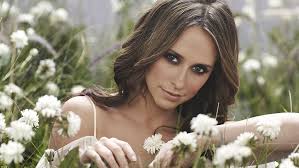 Hewitt began her career as a child actress and singer. Hd Wallpaper Tv Show Ghost Whisperer Jennifer Love Hewitt Wallpaper Flare