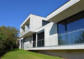 Villa En Beton Brut Lyon Vielliard Fascianni Architectes Contemporains Beton Brut Maison Architecte Architecte