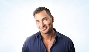 Naast zijn reguliere cabaretvoorstellingen geeft guido weijers ook theatercolleges en online webinars over geluk. Guido Weijers Terug In De Theaters Ik Geef Mijn Geluk Een 9 5 Kliknieuws