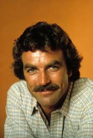 Die neuesten Bilder von Schauspieler Tom Selleck (78) sind aufgetaucht. Und  ich habe ihn nicht mehr wiedererkannt. Andere sagen das Gleiche 😲😱 Alle  Details in den Kommentaren 👇