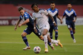Ldu de quito have seen under 2.5 goals in their last 3 matches against velez * ex: Nxk2cbriruexqm