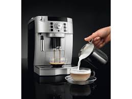 So, what to do when you have filet mignon tastes but a for the minimalist, the delonghi magnifica is function over form at its best. Delonghi Ecam22110sb Review All About The Magnifica Xs Automatic Espresso Machine Appliance Savvy