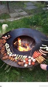 Feuerschalen Grill La Ronda Grillen Chillen Rundes Grillerlebnis Mit Lagerfeuer Romantik Mit Feuerschalen Garten Feuerstelle Garten Feuerstellen Im Freien