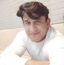 Hadi Choopan by Dariush Photography Follow us