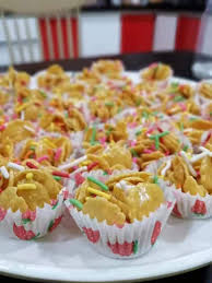 Bismillahirrahmanirrahim, biskut raya yang mudah. Biskut Cornflakes Madu Susu