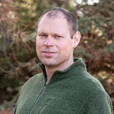 Adam Crossland's Instagram, Twitter & Facebook