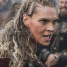 Vikings is a historical fantasy drama television series created and written by michael hirst for the history channel of canada. Vikings Besetzung Schauspieler Crew Moviepilot De