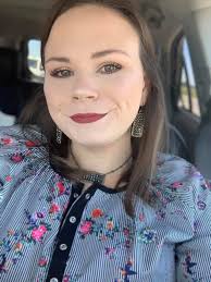 Two decadent looks in one makeup set. Packed with rich color to keep your  holiday glam merry + bright and including a limited edition palette for