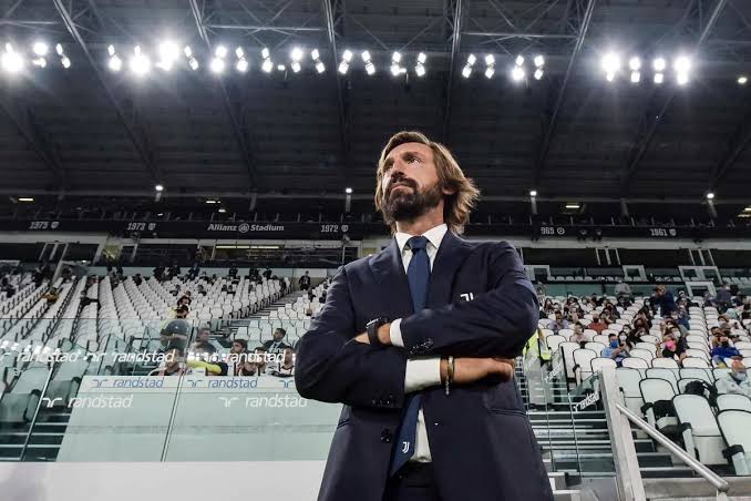 Pirlo est&aacute; entre os cotados para assumir o comando da sele&ccedil;&atilde;o italiana