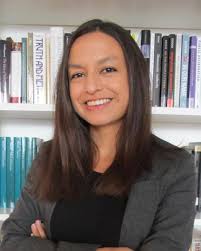 Carly Knight's Instagram, Twitter & Facebook