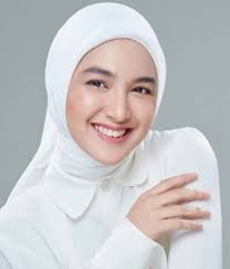 Karina turuti ke mauan Akira asal jangn ke mirsa Semua di suruh nari  Pramana kaget