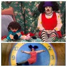 Storytelling, singing and dancing for preschool children. The Big Comfy Couch Clock Rug Stretch Couch Collection