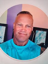 hi i am here to make people aware of a man who goes by the name of steven  conolly he also uses the name steve connor. this man has scammed my elderly