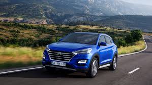 Der erhöhte mitteltunnel schränkt die nützlichkeit des schmalen mittelsitzes ein. Hyundai Tucson Alle Preise Technischen Daten Und Ausstattungen Mit Konfigurationsempfehlung