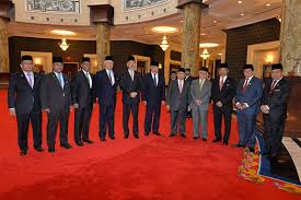 • suatu pihak berkuasa persekutuan. Tun Taib Hadiri Mesyuarat Majlis Raja Raja Ke 247 Utusan Borneo Online