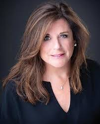 Kristi Doran's Instagram, Twitter & Facebook