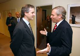 Jonas gahr støre var kveldens suverene vinner, men både erna solberg og slagsvold vedum var gode i debatten. Nato Media Library Visit To Nato By The Minister Of Foreign Affairs Of Norway 22 Nov 2005