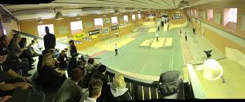 Bemanner opp for å slå hardere ned på parkeringskaos her. Skien Skatehall Skatepark Myskatespots Com