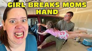 🤬Girl Temper Tantrum🤬 Slams Car Door On Mom's Hand Breaking Her Finger!  [Original]