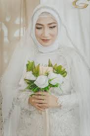 Pernikahan sudah pasti ada wali dan penghulu serta kerabat dekat yang menemaninya bahkan banyak yang merayakan pesta pernikahan secara. Ucapan Pernikahan Islami Yang Sesuai Dengan Ajaran Rasulullah Saw Kumparan Com