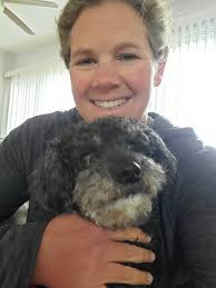 Beth Drayer's Instagram, Twitter & Facebook